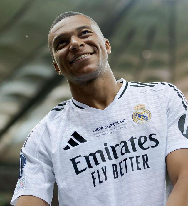 自然也是换, 在此之前, 皇马的竞争