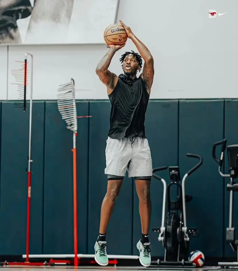 后一个悬念 后一个悬念